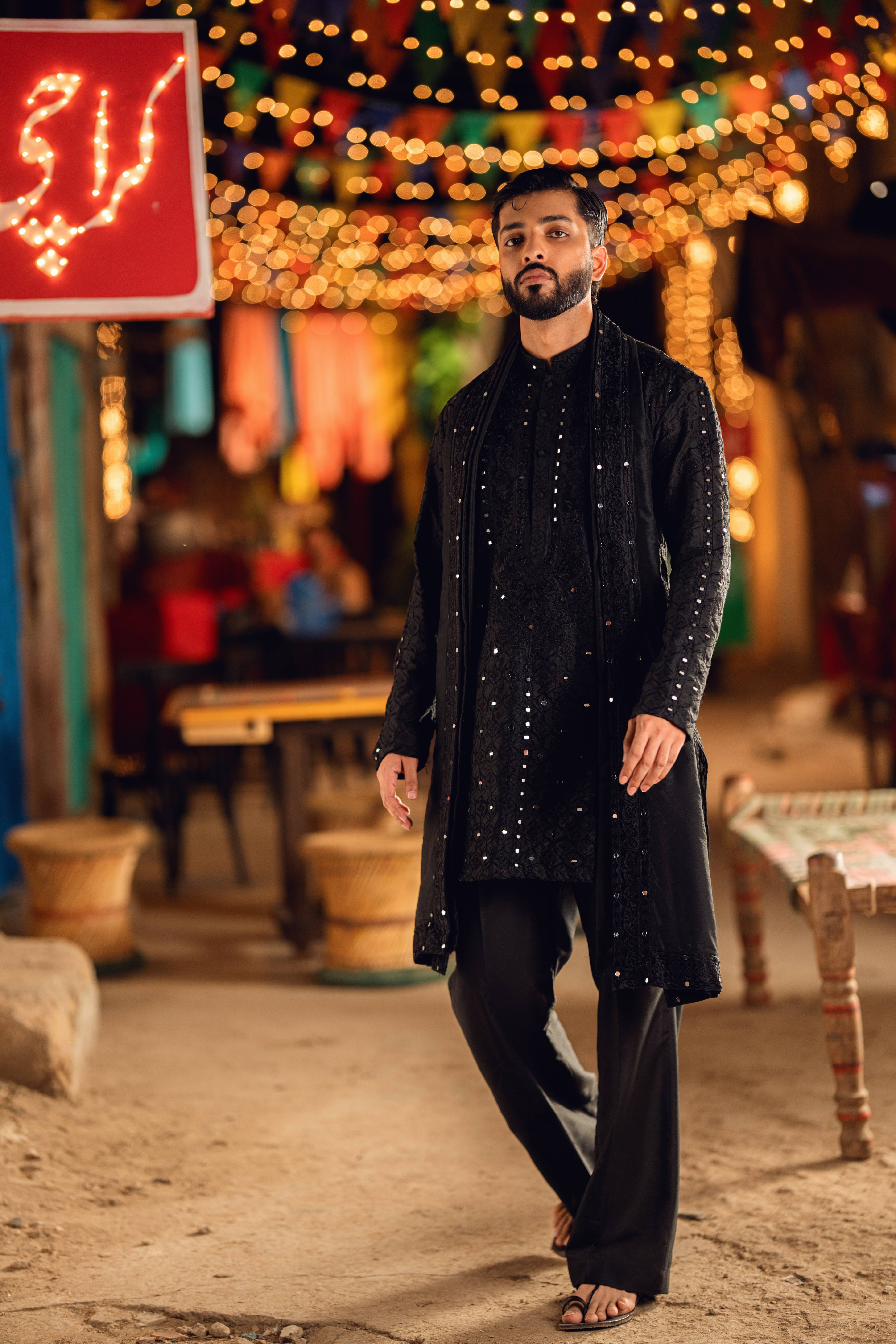 SHEESH – POSH BLACK KURTA PAJAMA Humayunalamgir
