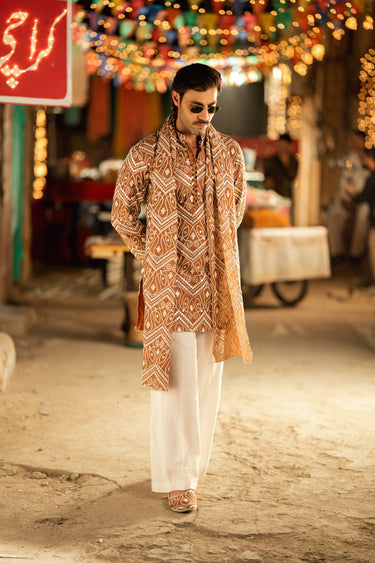 NAQOOSH – BROWN KURTA PAJAMA Humayunalamgir