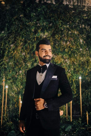 BLACK SELF VELVET TUX