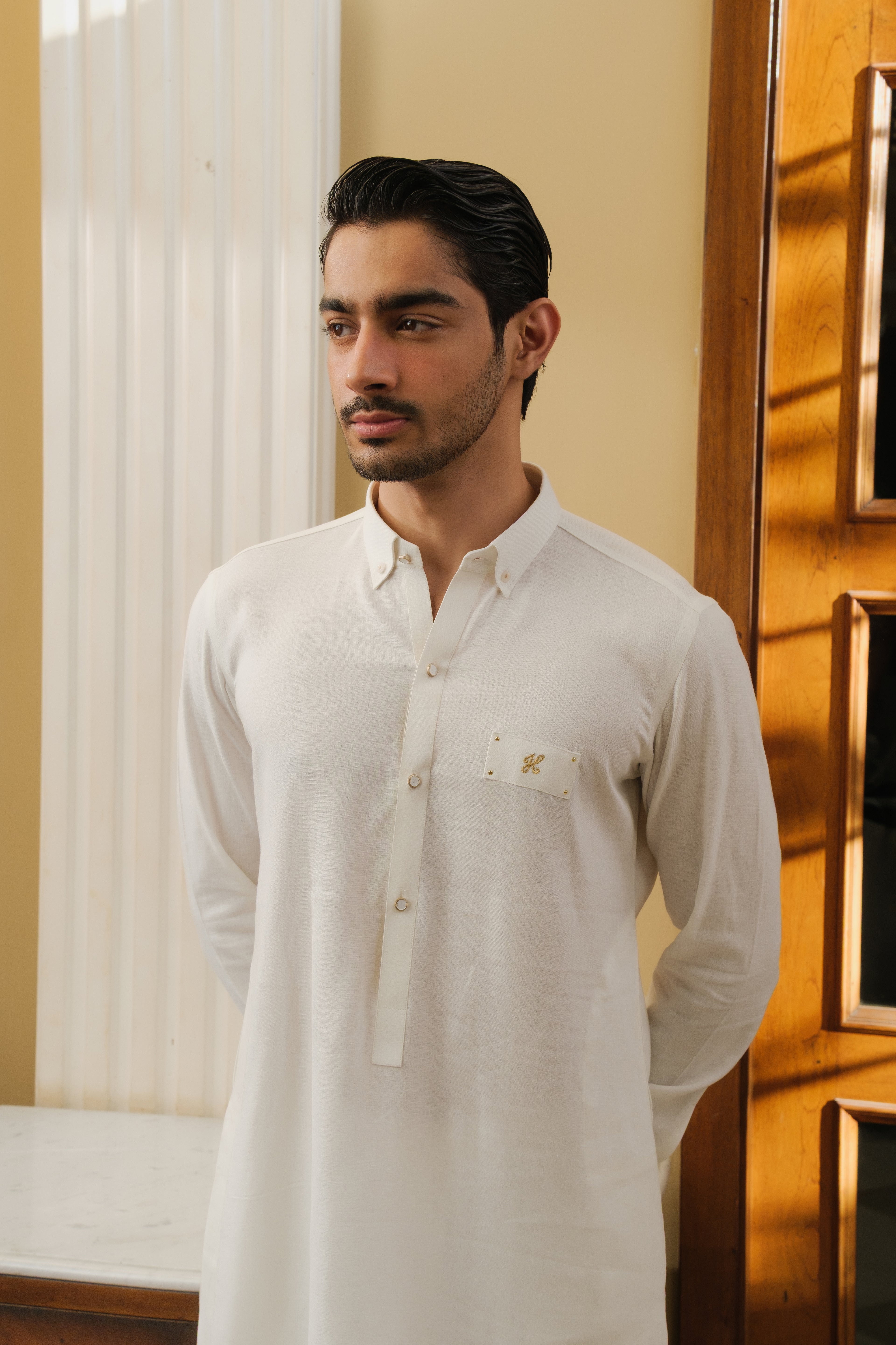 MILKY WHITE LINEN KURTA PAJAMA