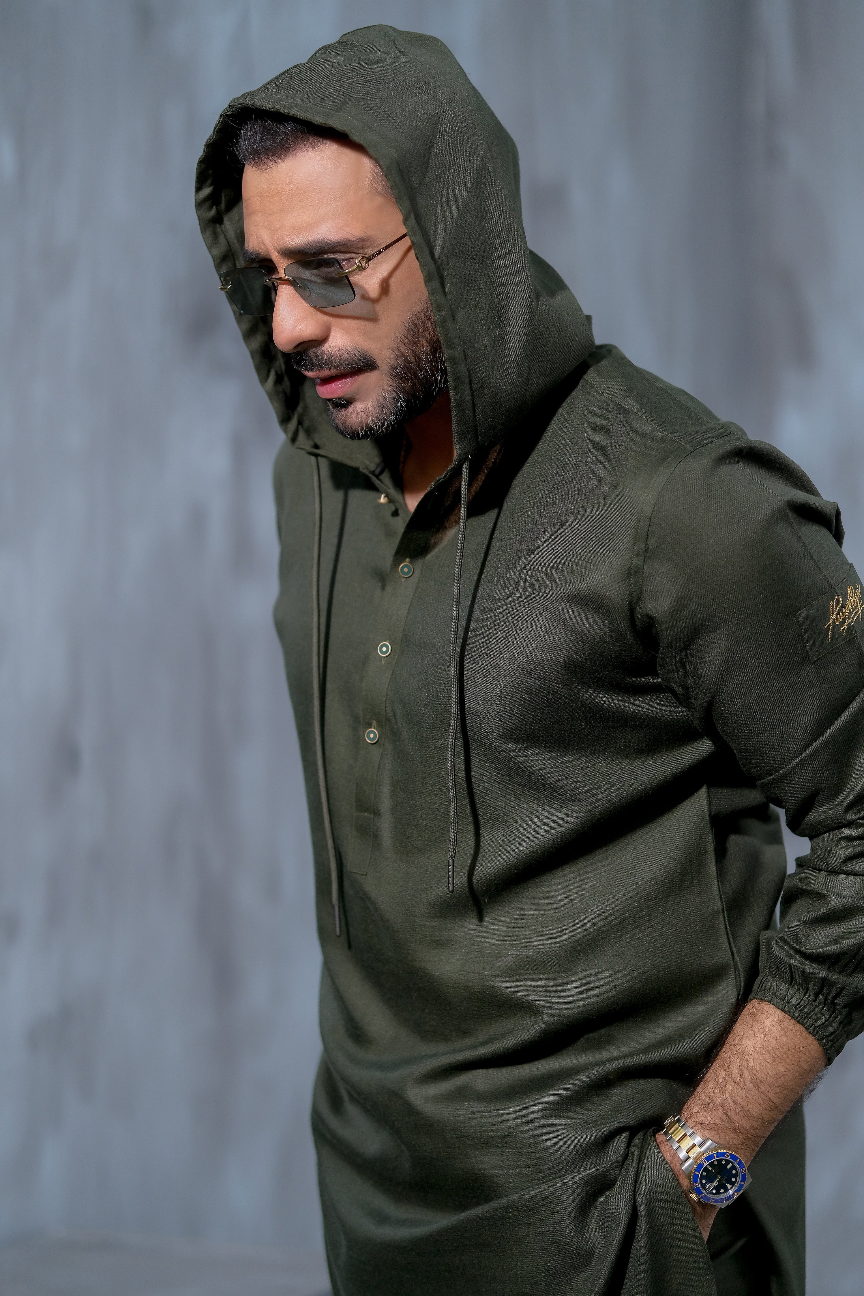 OLIVE GREEN LINEN HOODED KURTA PAJAMA