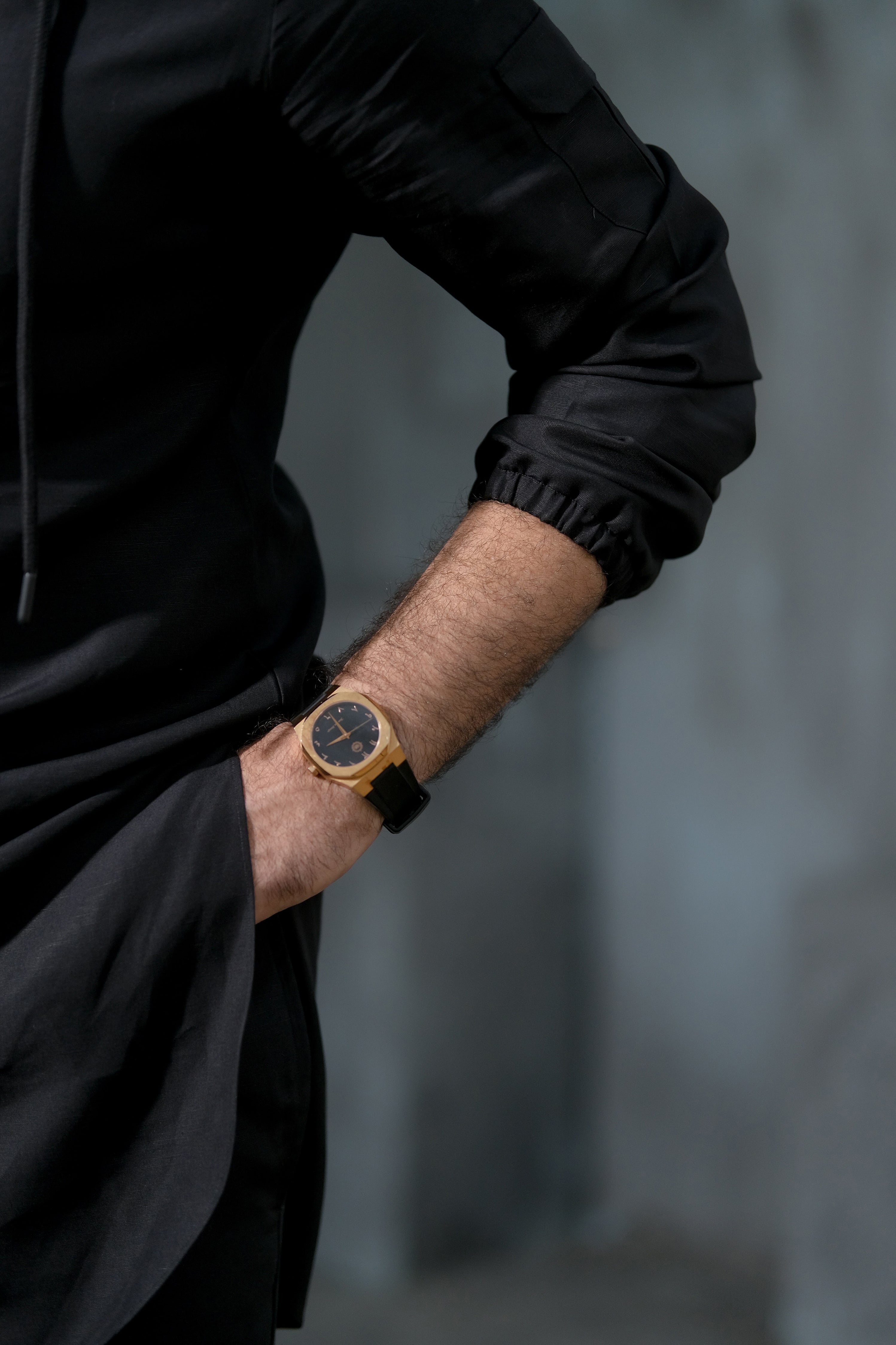 BLACK LINEN HOODED KURTA PAJAMA