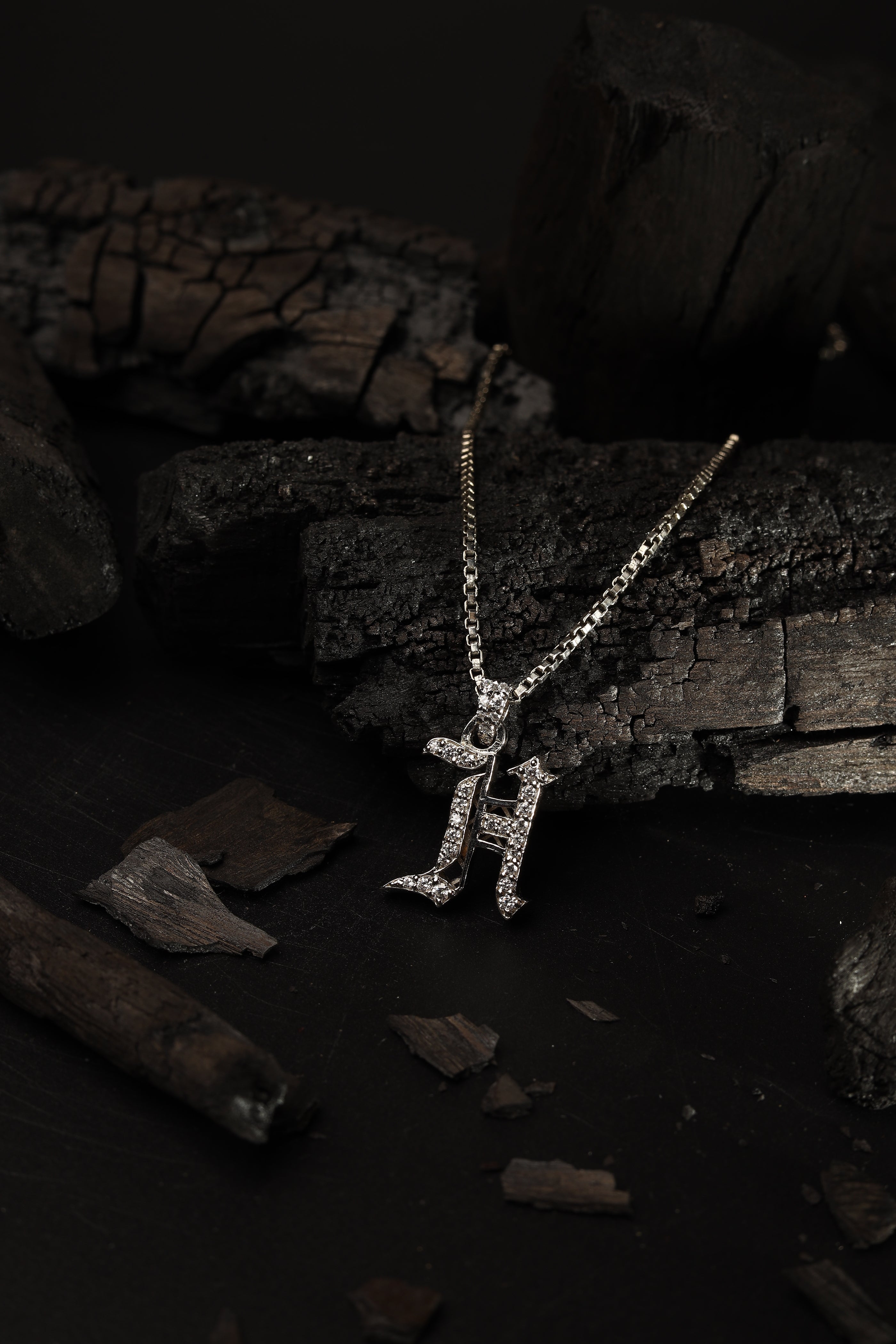 H Pendant Humayunalamgir