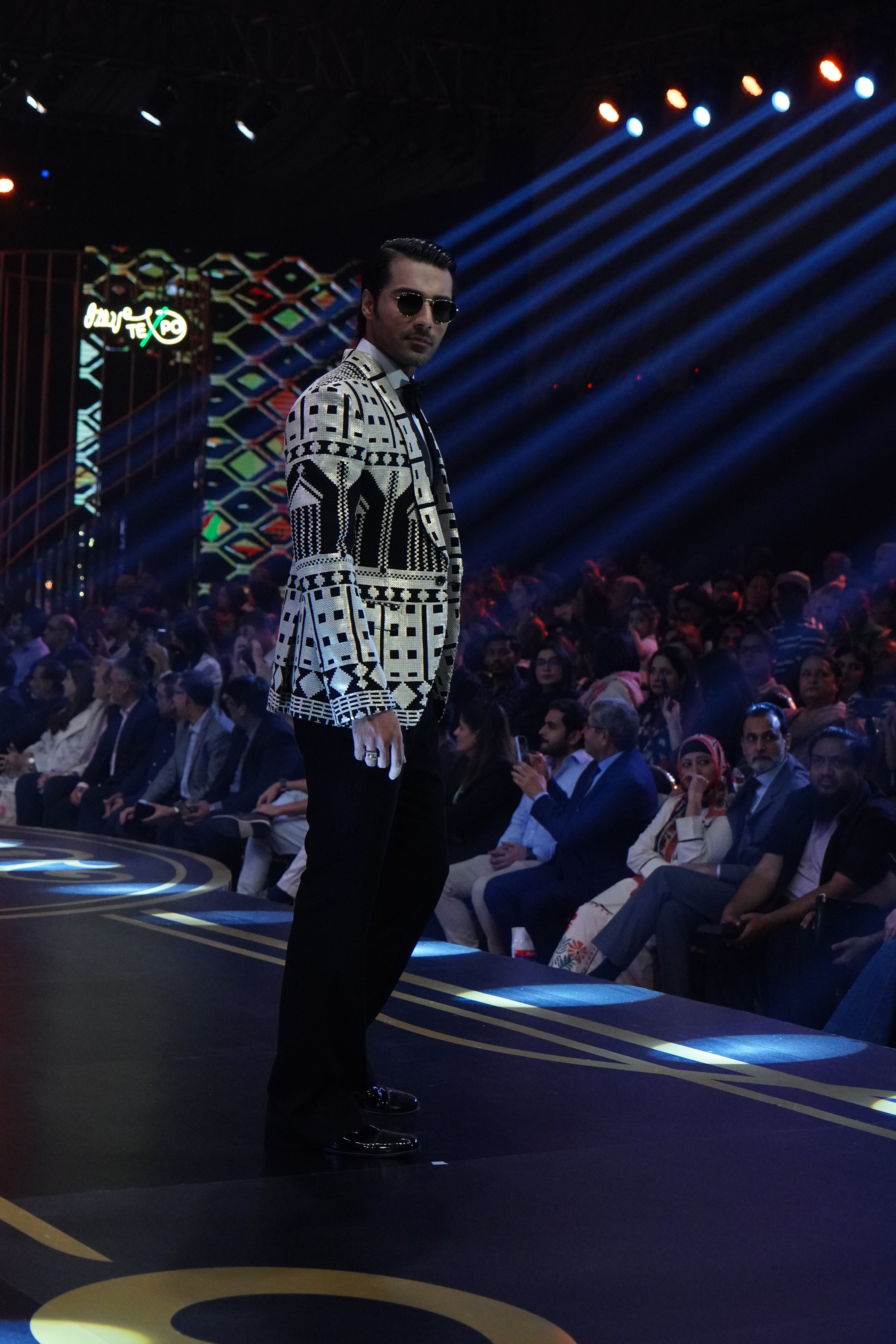 BEIGE & BLACK 3P SEQUENCE TUXEDO Humayunalamgir