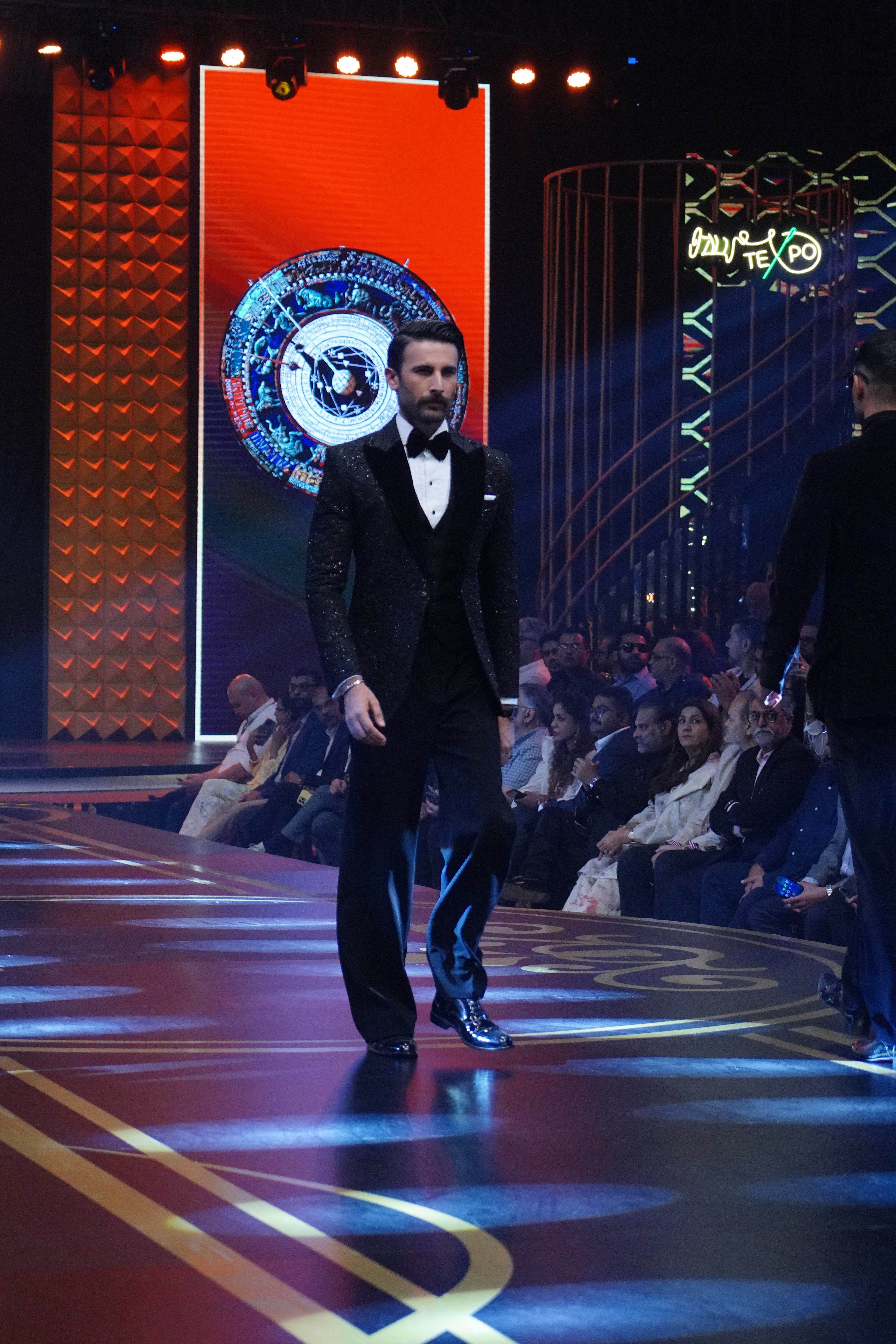 BLACK EMBROIDERY 3P TUX FULL HEAVY HANDWORK Humayunalamgir