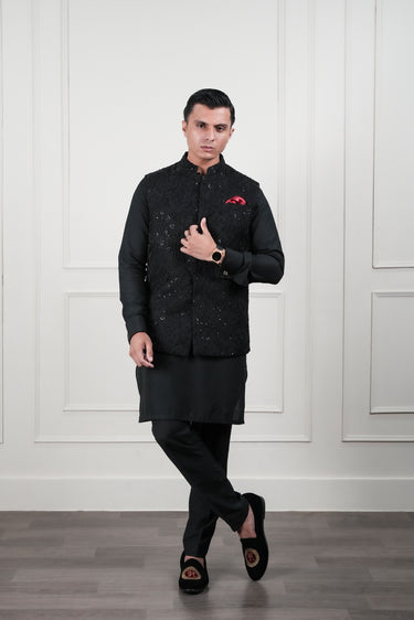 BLACK EMBOSSED SEQUENCE WAIST COAT Mehndi Collection HumayunAlamgir