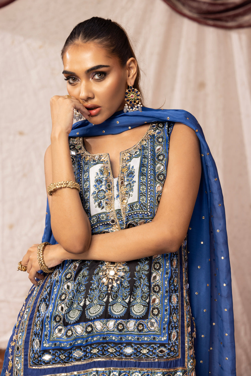 Afraa Shirt with Crush Pants Clothing Humayun Alamgir