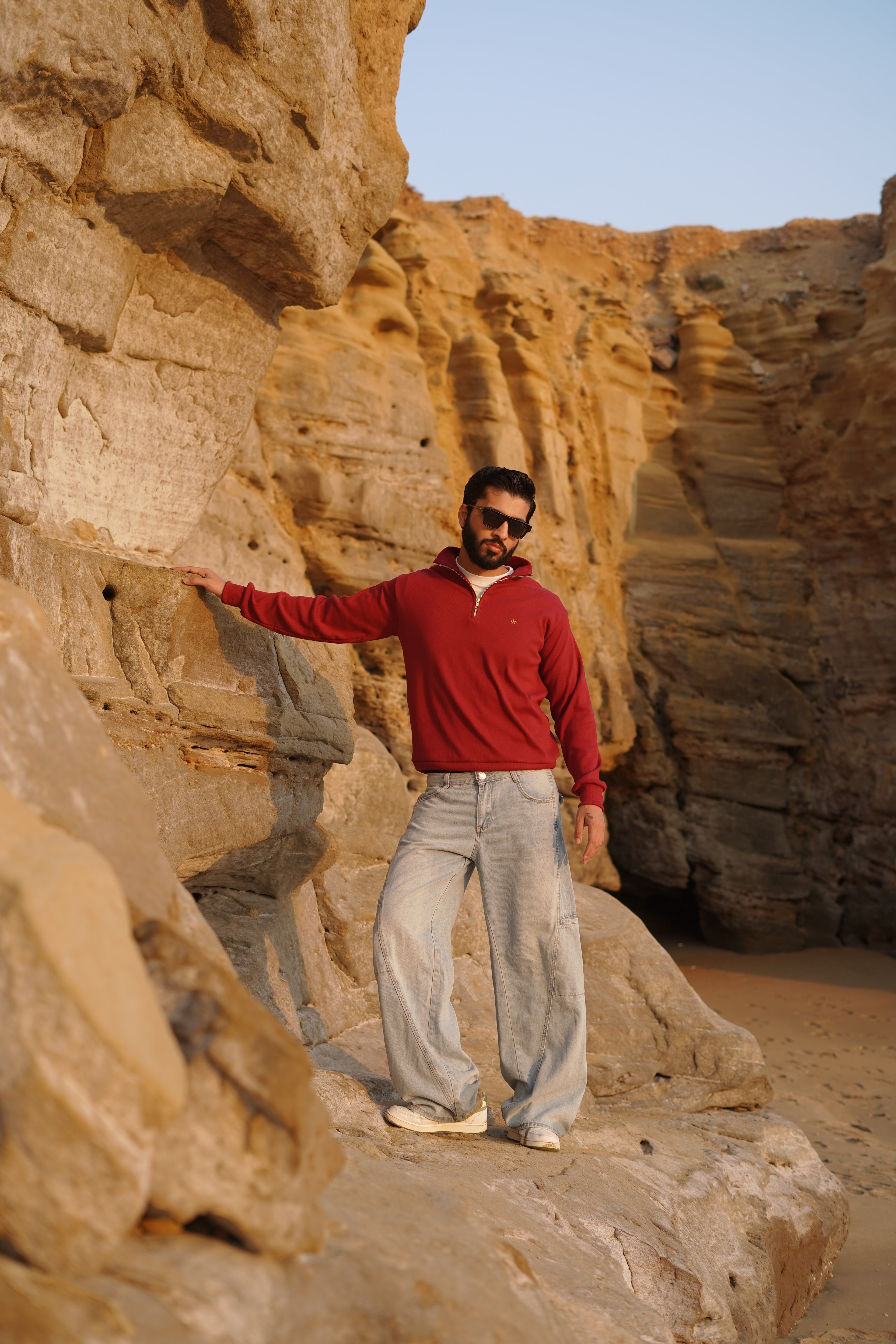 RED H LOGO QUARTER-ZIP JUMPER Humayunalamgir