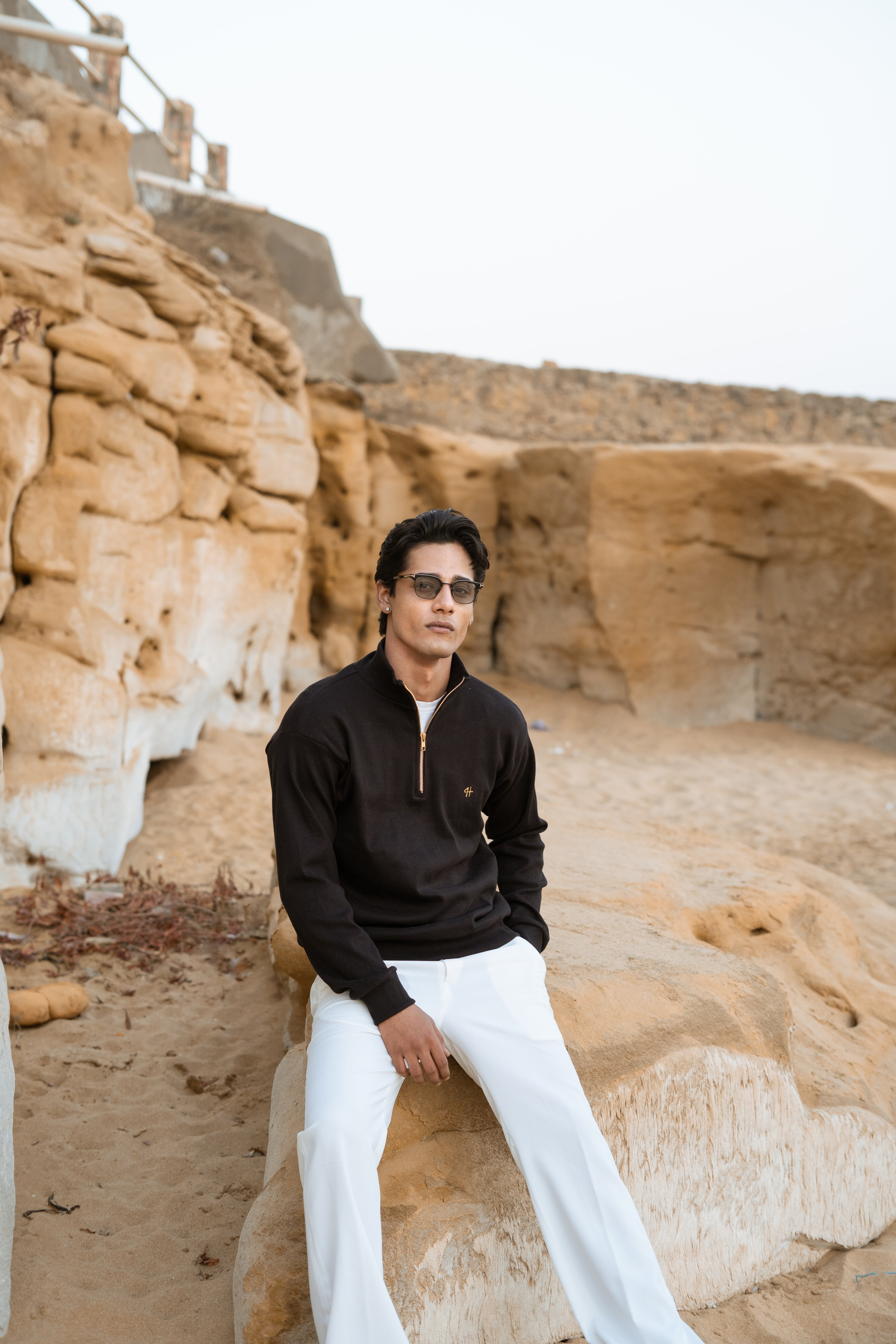 BLACK H LOGO QUARTER-ZIP JUMPER Humayunalamgir