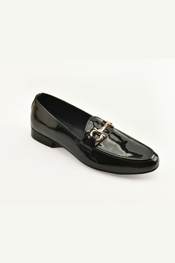 BLACK SHINY GUCCI BUCKLE MOCCASIN SHOES