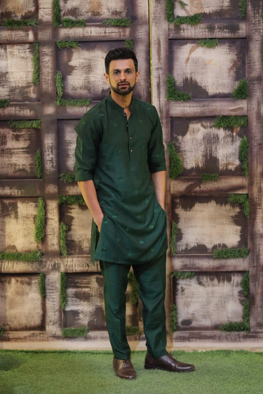 GREEN SELF BOOTI KURTA PAJAMA