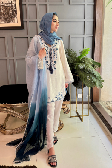 Manal Clothing humyaunalamgir