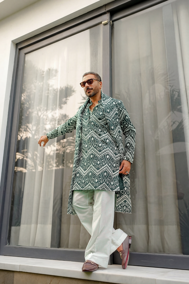 NAQOOSH – DARK GREEN KURTA PAJAMA Humayunalamgir