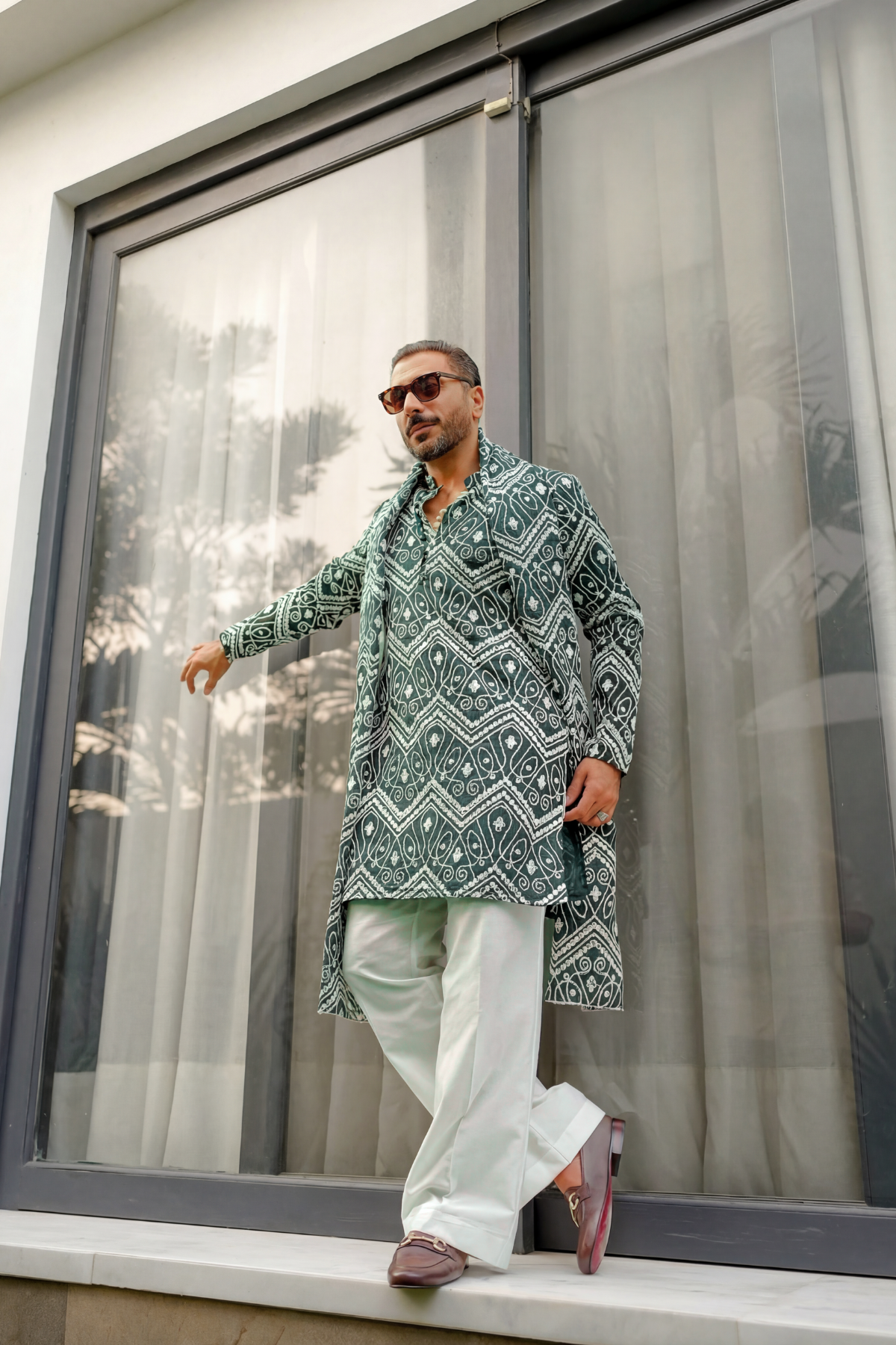 NAQOOSH – DARK GREEN KURTA PAJAMA Humayunalamgir