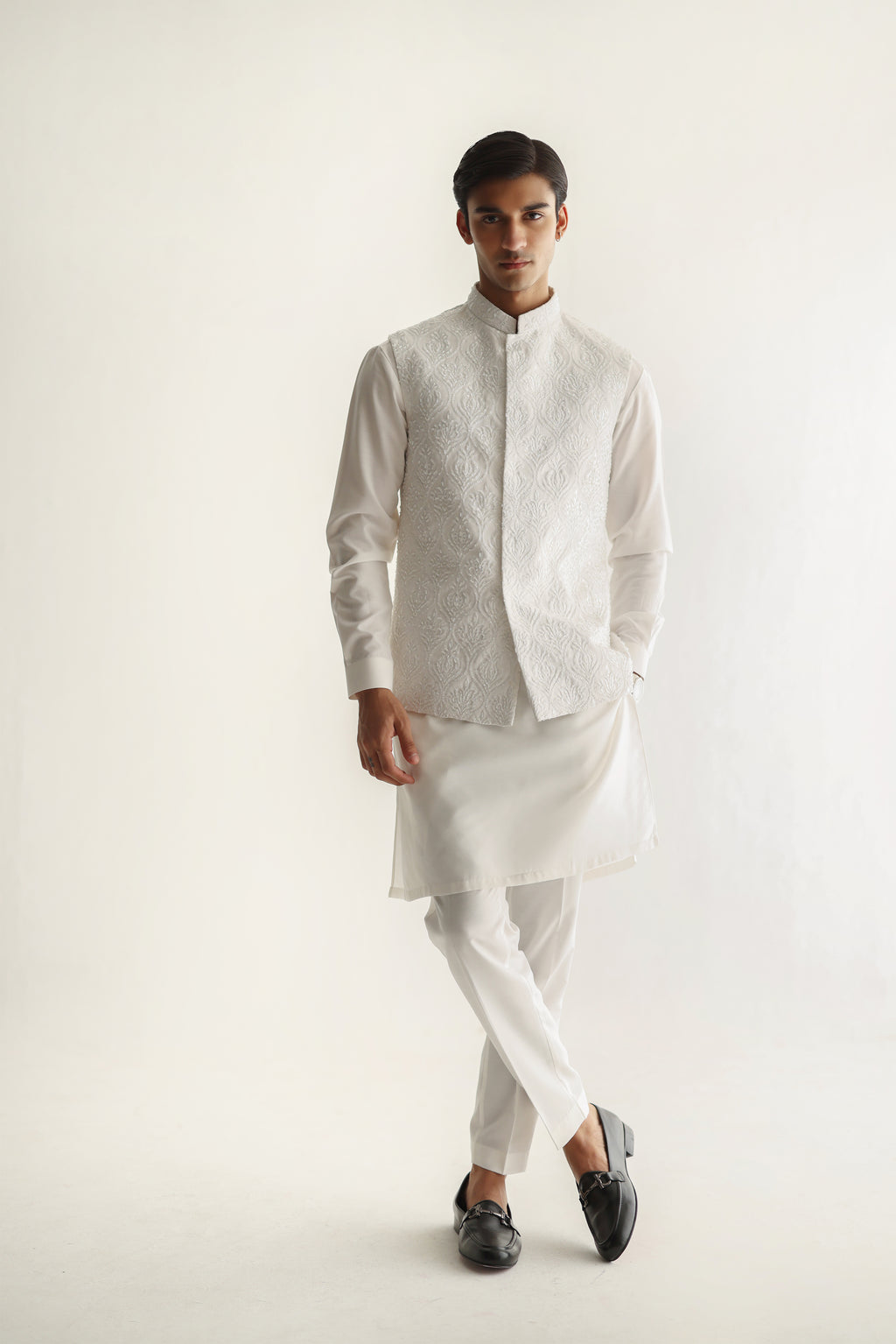 WHITE EMBOSSED WAIST COAT Humayunalamgir
