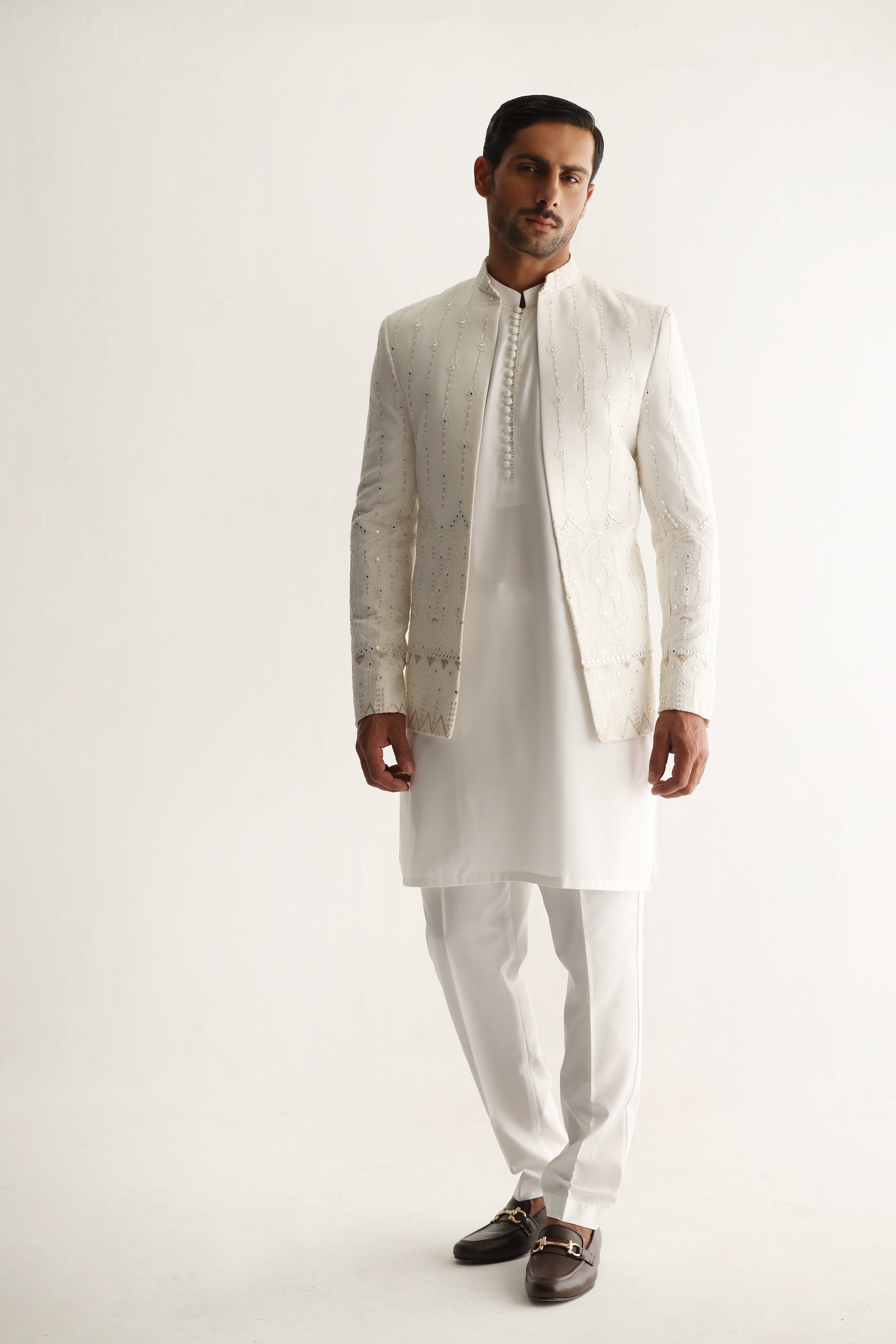 WHITE EMBOSSED SEQUENCE FRONT OPEN PRINCE COAT Humayunalamgir
