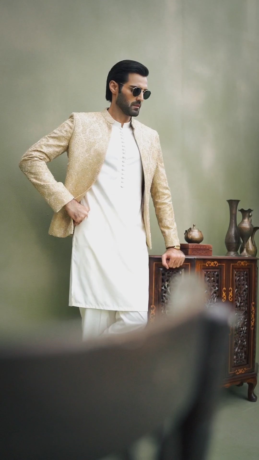 BEIGE SELF JAMAWAR CUTDANA FRONT OPEN PRINCE COAT humyaunalamgir