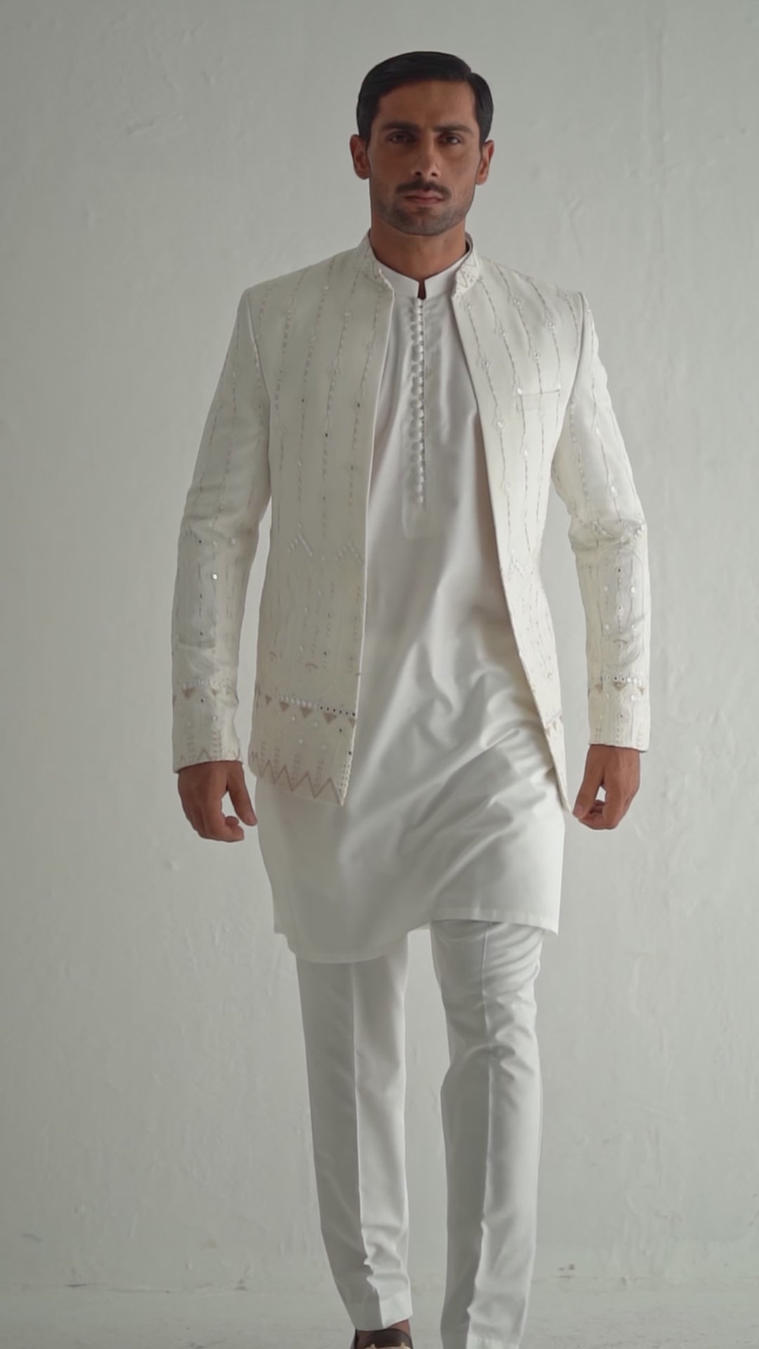 WHITE EMBOSSED SEQUENCE FRONT OPEN PRINCE COAT Humayunalamgir