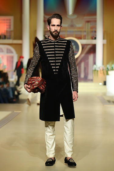 HA-PS-05 RUNWAY humyaunalamgir