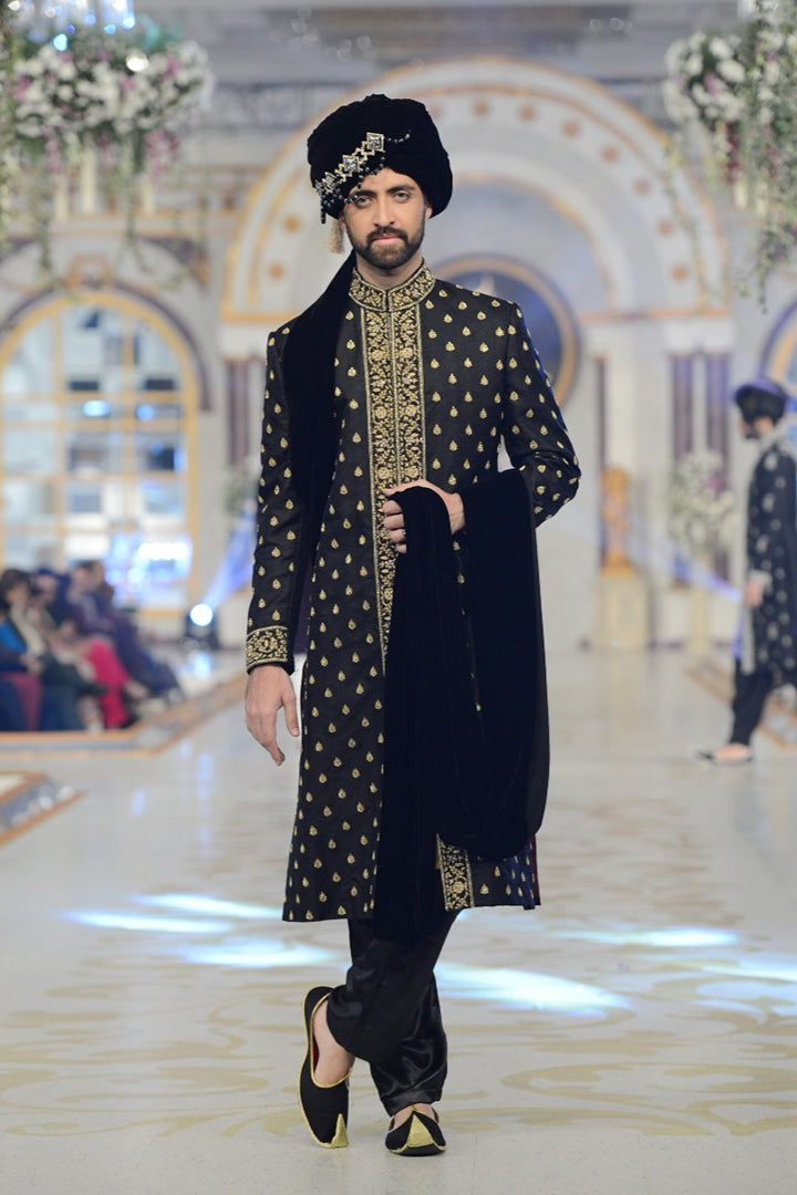 HA-SH-07 RUNWAY humyaunalamgir