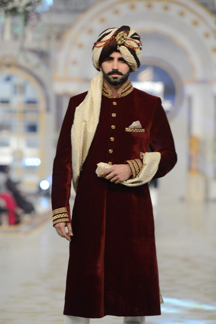 HA-SH-08 RUNWAY humyaunalamgir