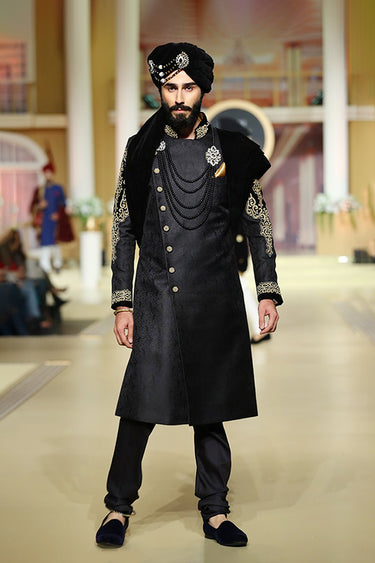 HA-PS-08 RUNWAY humyaunalamgir