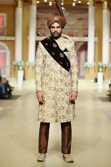 HA-PS-09 RUNWAY humyaunalamgir
