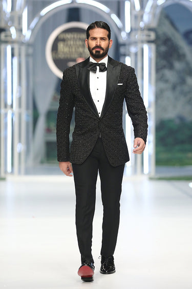 BLACK EMBOSSED CUT DANA TUX RUNWAY humyaunalamgir S