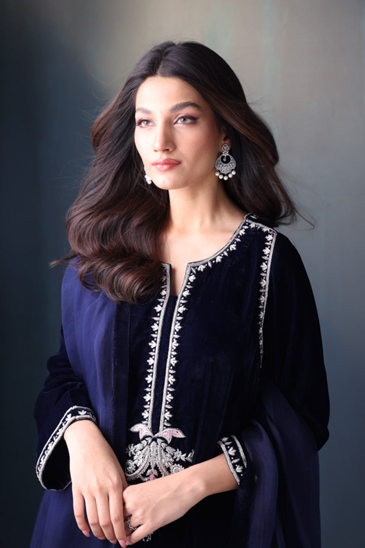 Bleu fonce humyaunalamgir