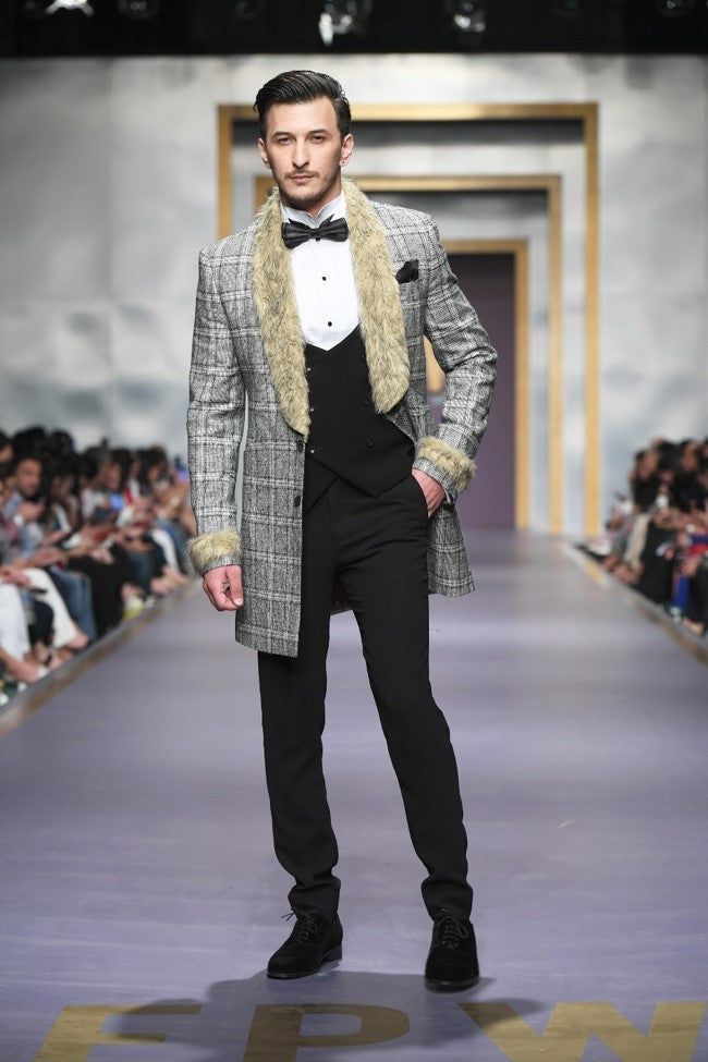 HA-FPW-19-08 RUNWAY HumayunAlamgir