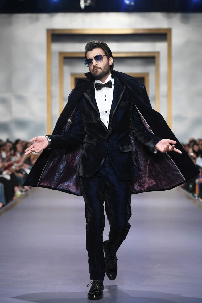 HA-FPW-19-09 RUNWAY HumayunAlamgir